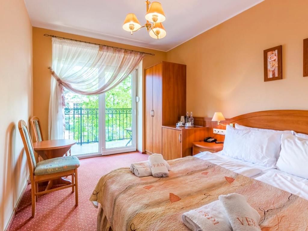 Отели типа «постель и завтрак» Villa Verdi Pleasure & Spa Леба